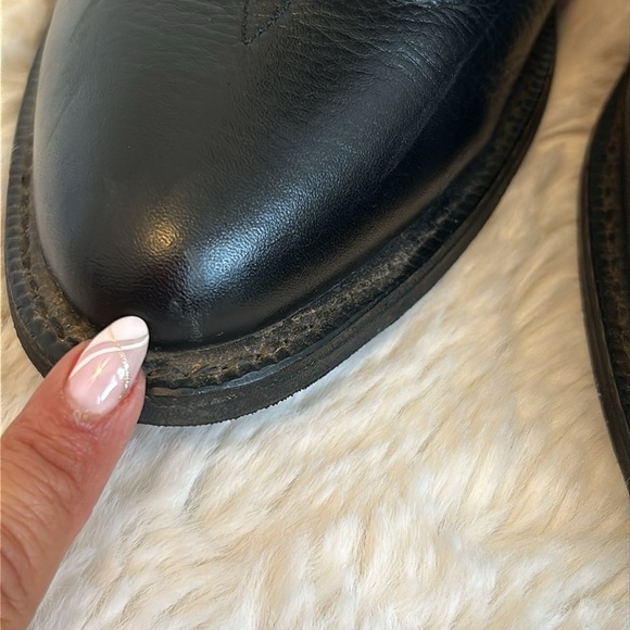 Ariat Heritage R Toe Black Leather Western Boots main image 10